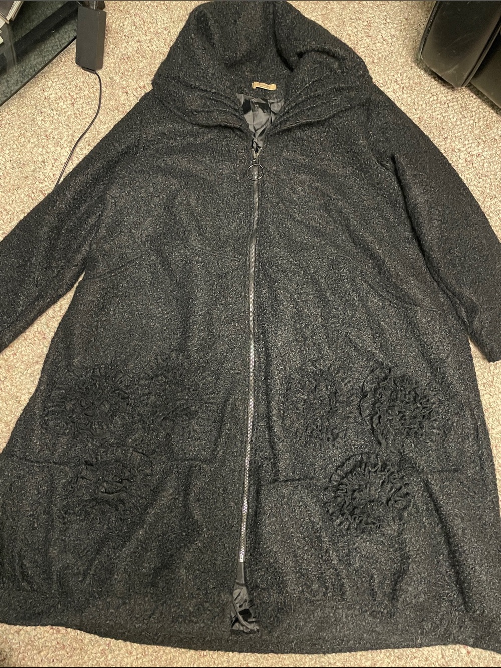 Beyond capri made in Italy Black cocoon knit Zip-Front Coat with floral Appliqué